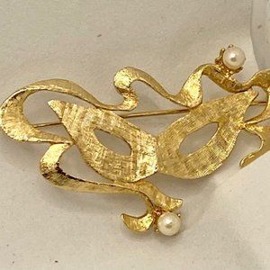 Vintage Mardi Gras Mask Brooch